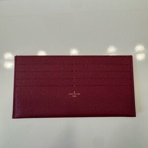 🌸Louis Vuitton Burgundy Card Holder